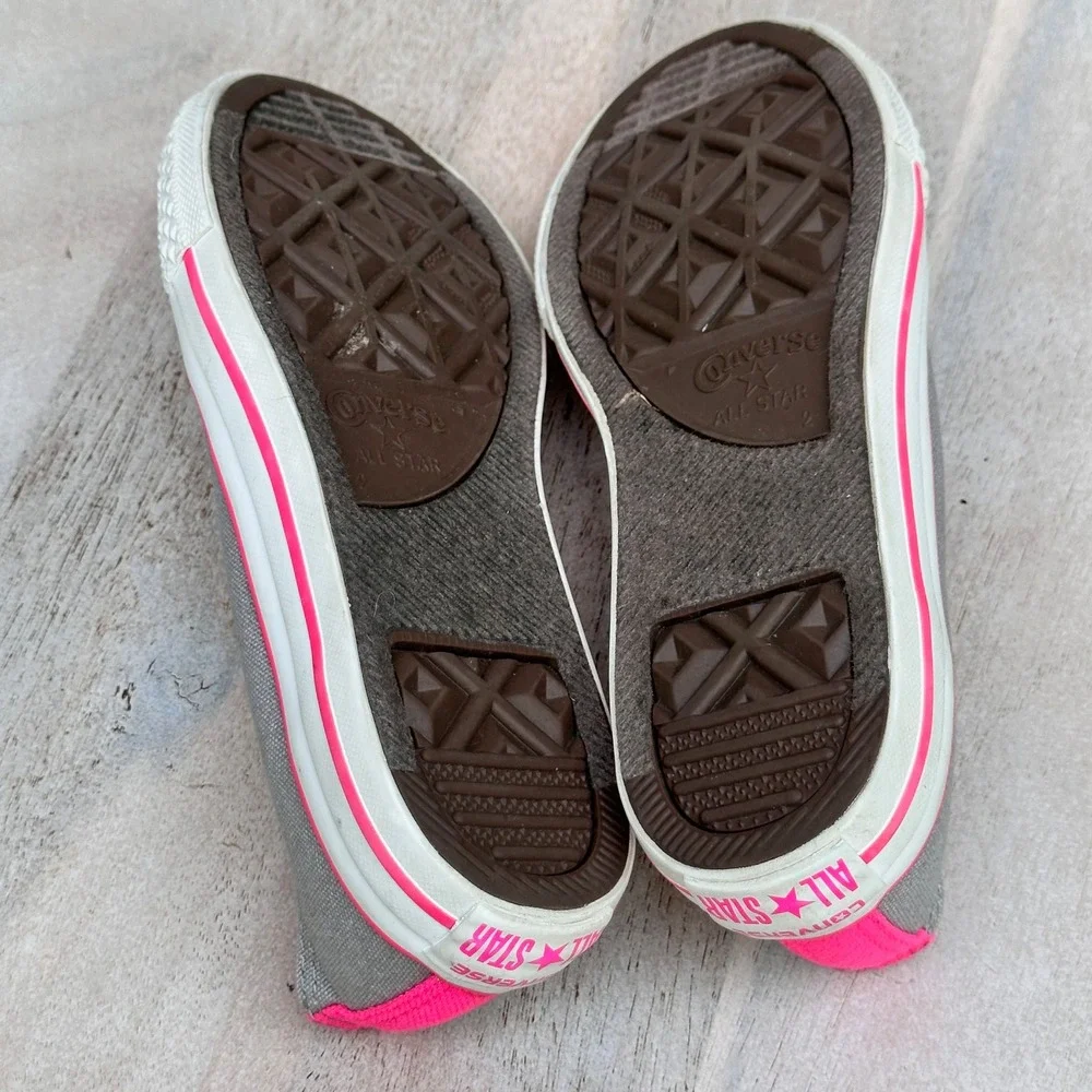 Converse Chuck Taylor All Star Low Top Kids Grey Neon Pink Sneakers Size 2